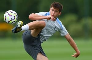 图片报：多特有意热刺17岁边锋摩尔，愿支付约1800万欧的价格