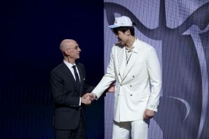 尼克-杨：我喜欢杨瀚森 一度以为开拓者选他是疯了