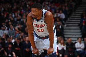 帕金斯：湖人很久没有像斯玛特这样的防守者了 这笔引援很棒