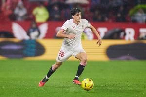 迪马：今天是那不勒斯签胡安卢关键日，球员推动塞维利亚批准转会