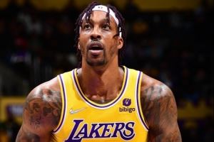 还想打NBA！霍华德：退役前要是能达成2万分+1.5万板肯定很棒图片