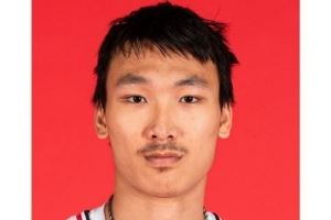 媒体人：淡厚然基本上可以坐稳西雅图大学的首发5号位