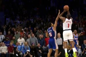 绝杀三分被点肘了？哈登示意被犯规 手都摇出花了！