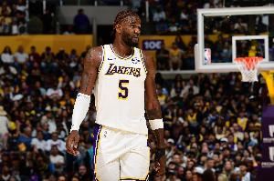 😤数据证明统治力!本赛季当艾顿单场20+时湖人6胜0负未尝一败